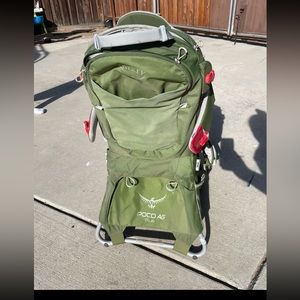 Kids hiking  carrier backpack. Osprey Paco Ag Plus